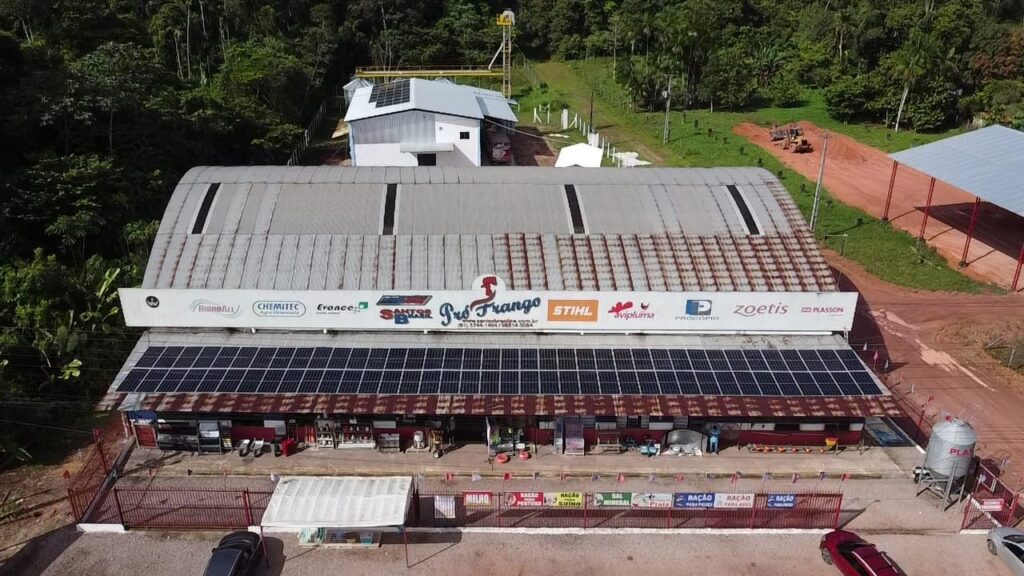 Instalação fotovoltaica apresentada no site da EcoEngTec
